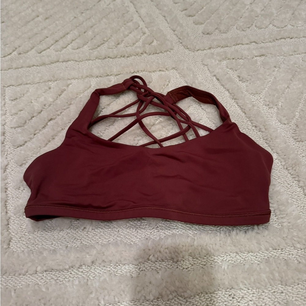 lululemon sports bra